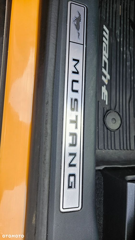 Ford Mustang Mach-E 98kWh AWD - 26