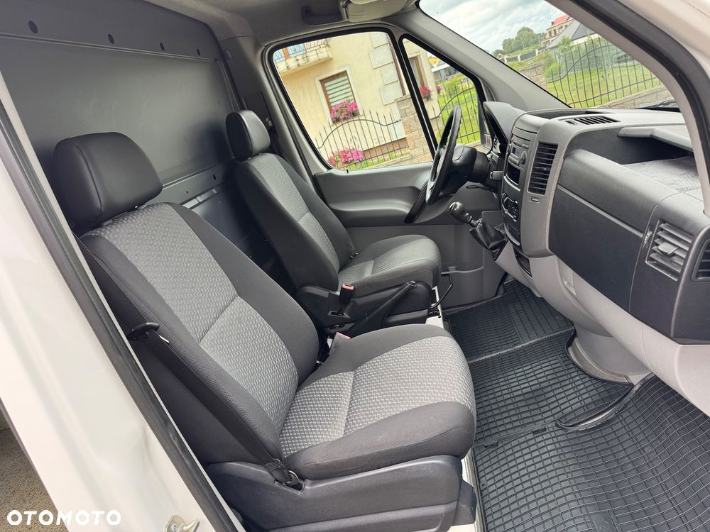 Volkswagen Crafter - 31
