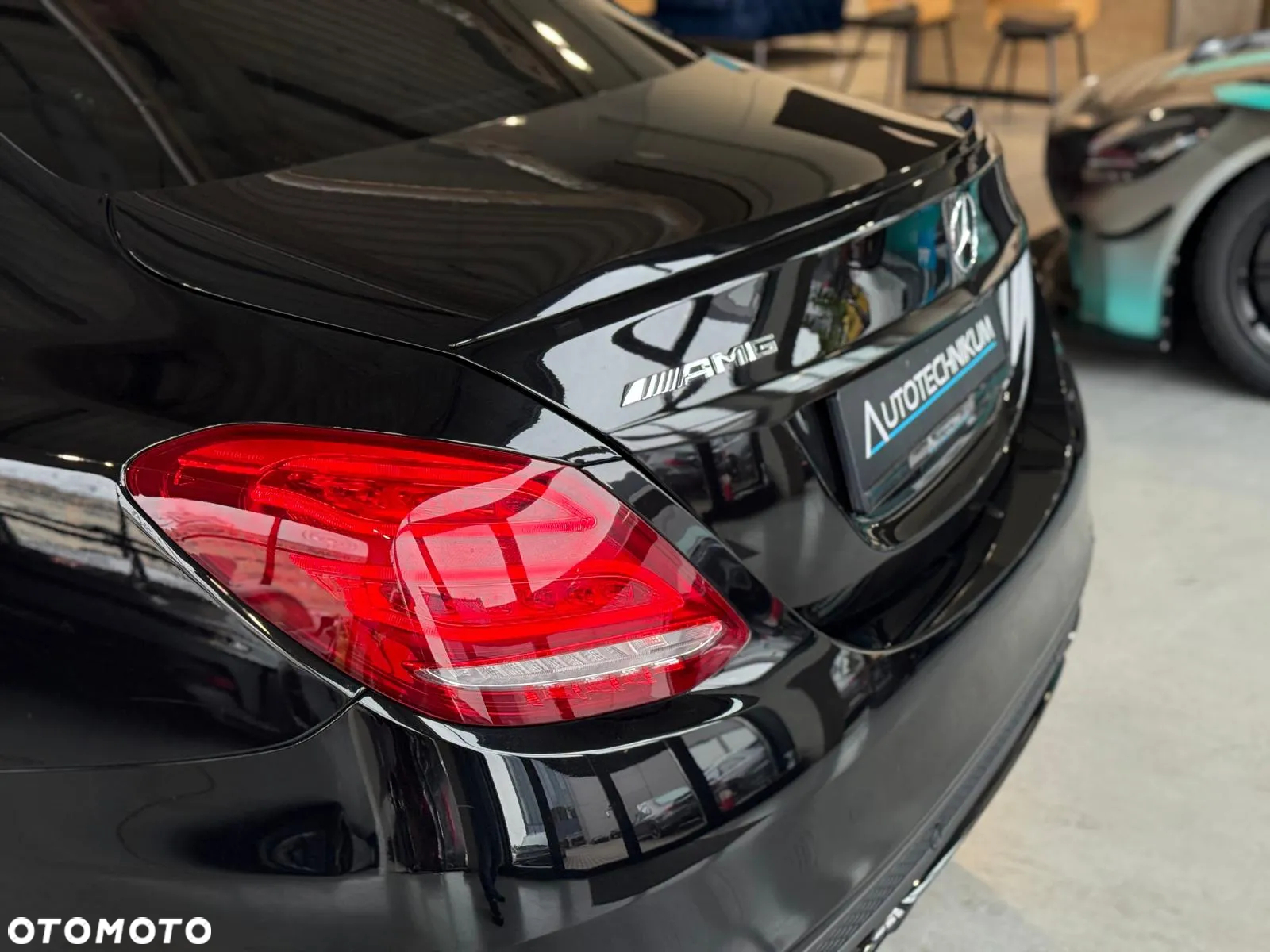 Mercedes-Benz Klasa C 63 S AMG 9G - 25