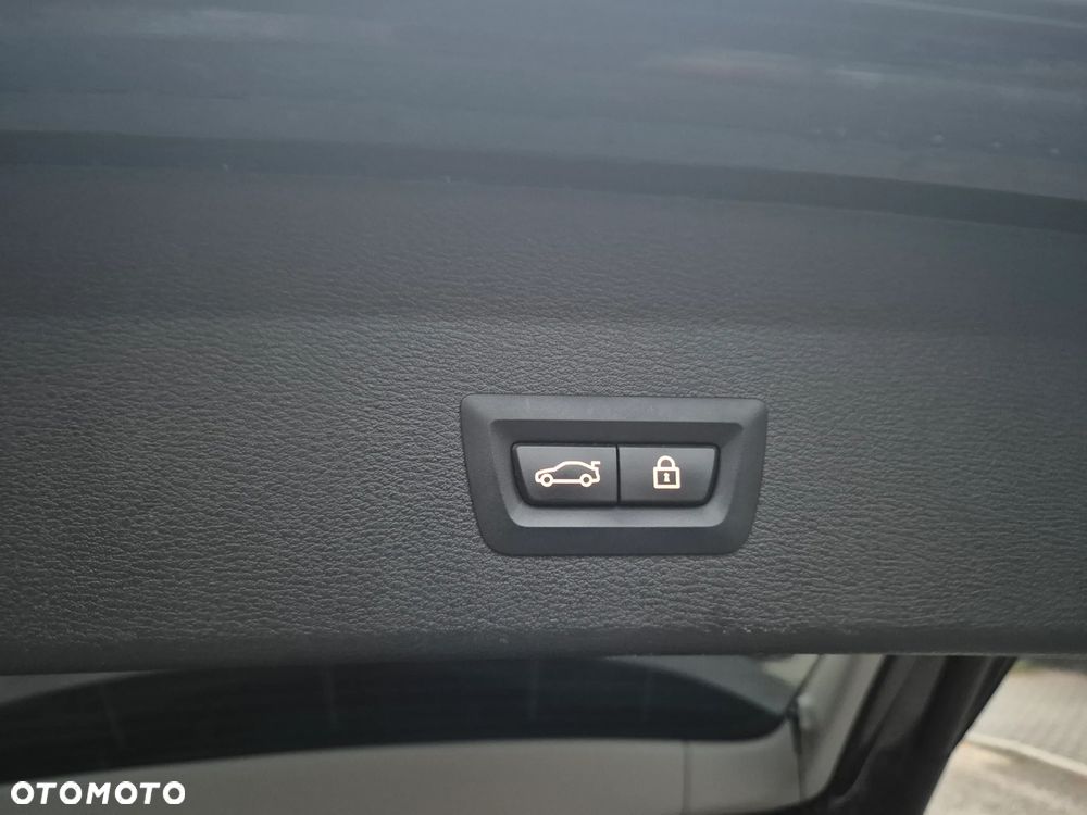 BMW X1 - 11