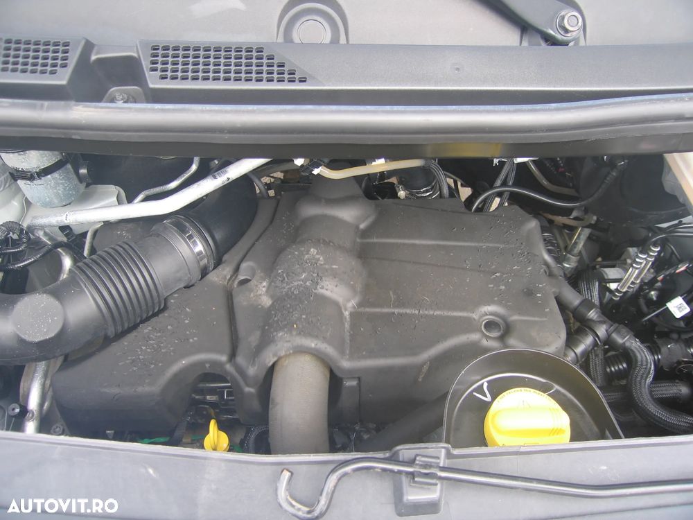 Renault MASTER . 7 Loc. DUBA XL MIXTA.  AC. - 30