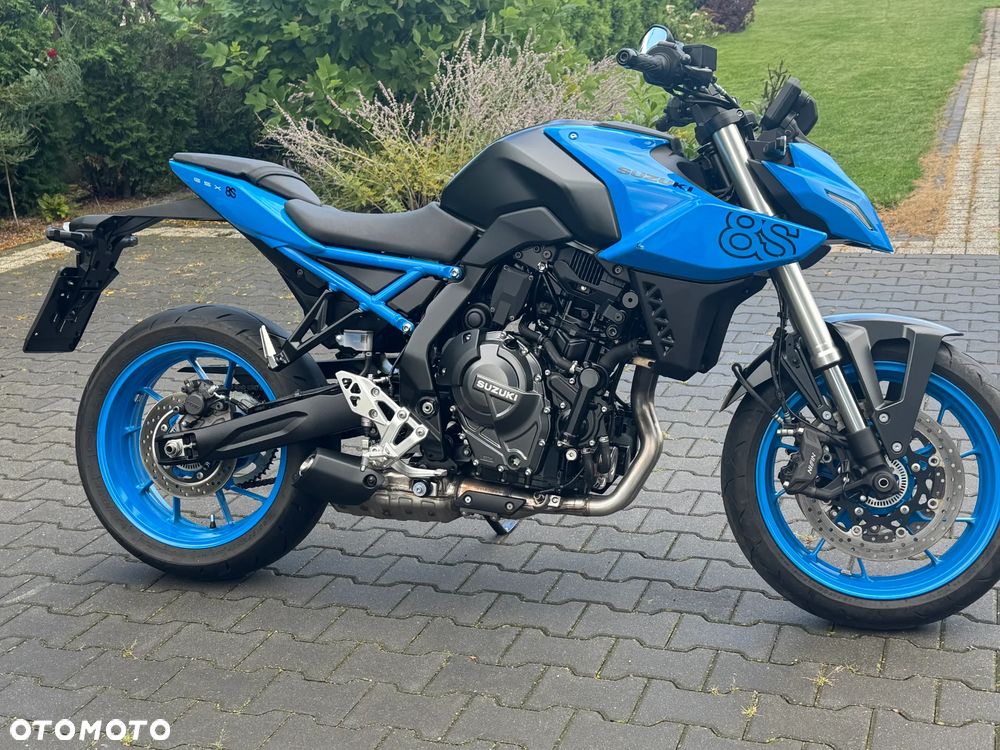 Suzuki GSX