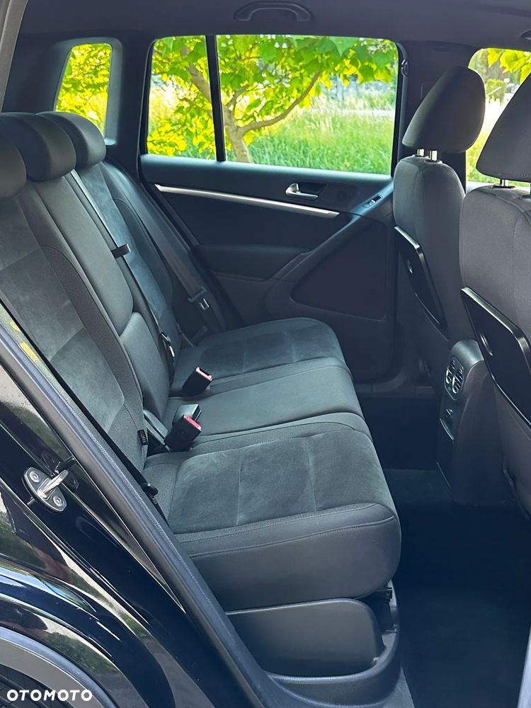 Volkswagen Tiguan - 9