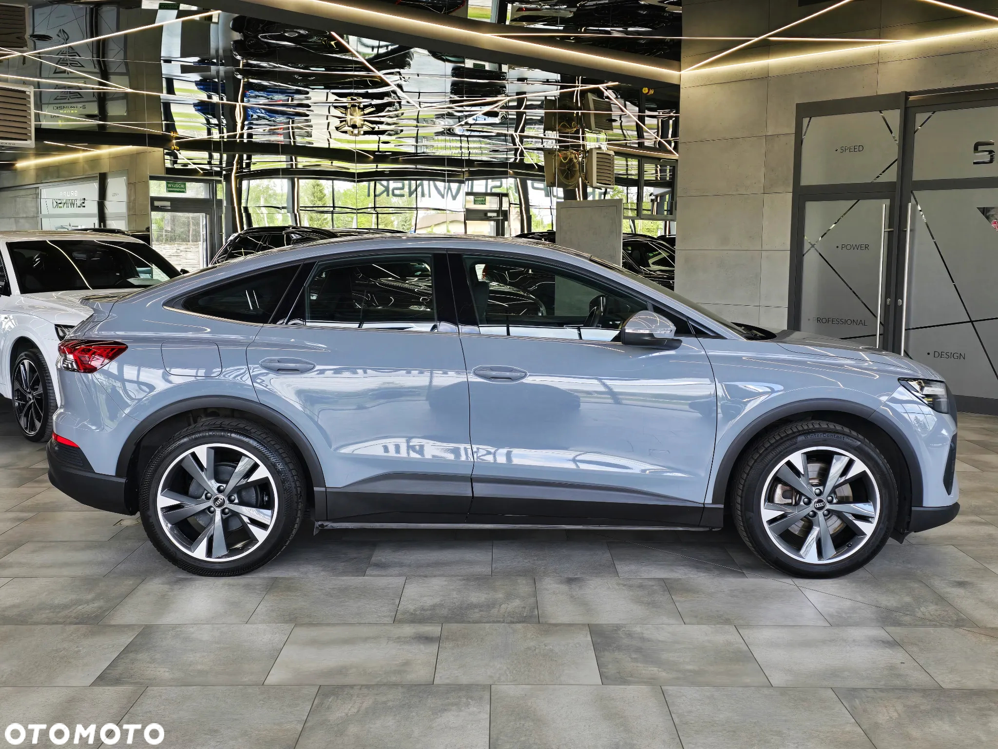 Audi Q4 e-tron e-tron 40 - 12