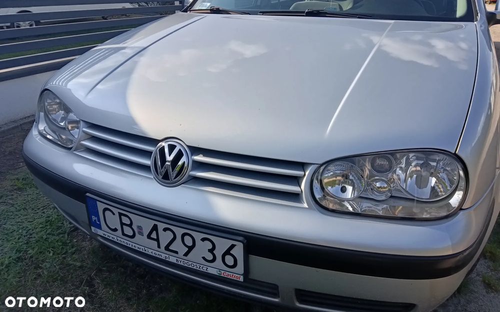 Volkswagen Golf - 5