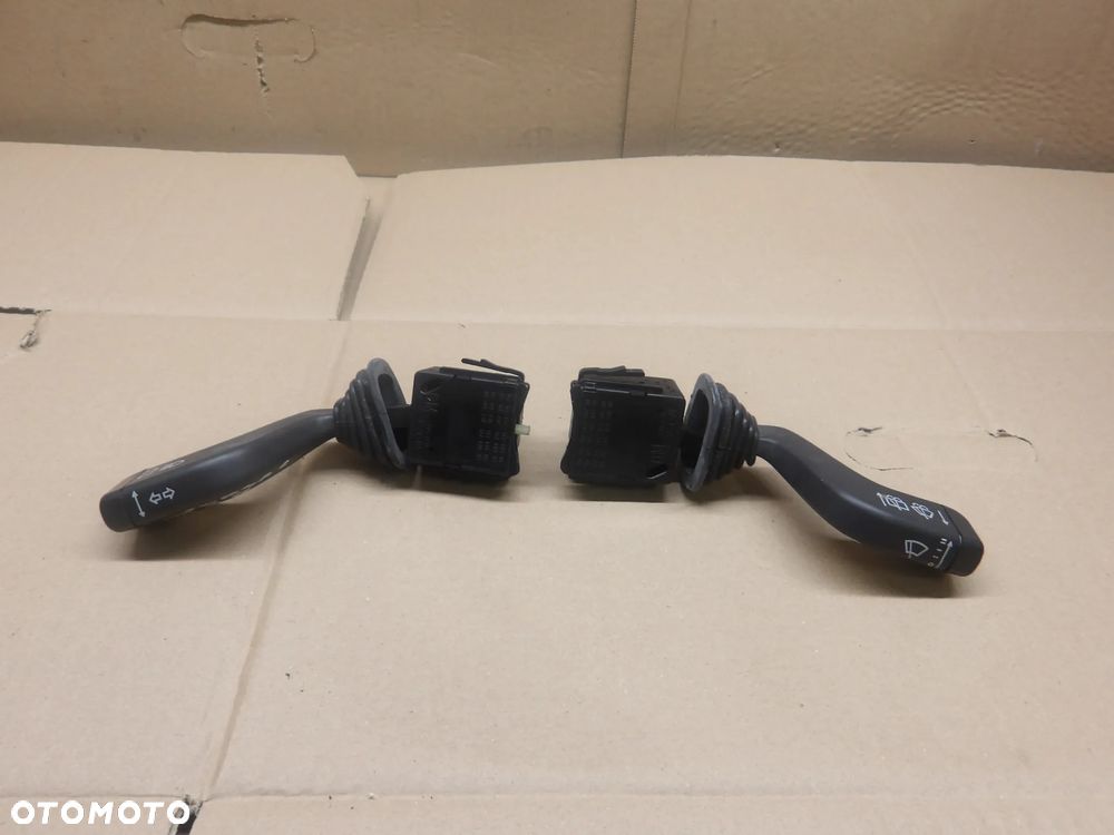 OPEL CORSA C 00-03 1.2B PRZEŁĄCZNIK ZESPOLONY WYCIERACZEK KIERUNKOWSKAZÓW - 1