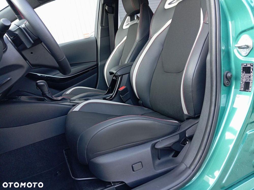 Toyota Corolla 2.0 Hybrid GR Sport - 23