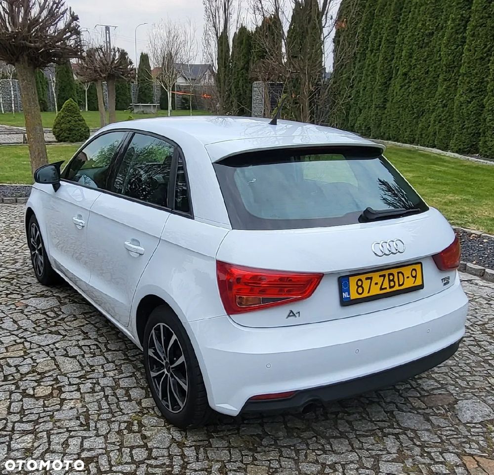 Audi A1 Sportback 30 TFSI S tronic - 3