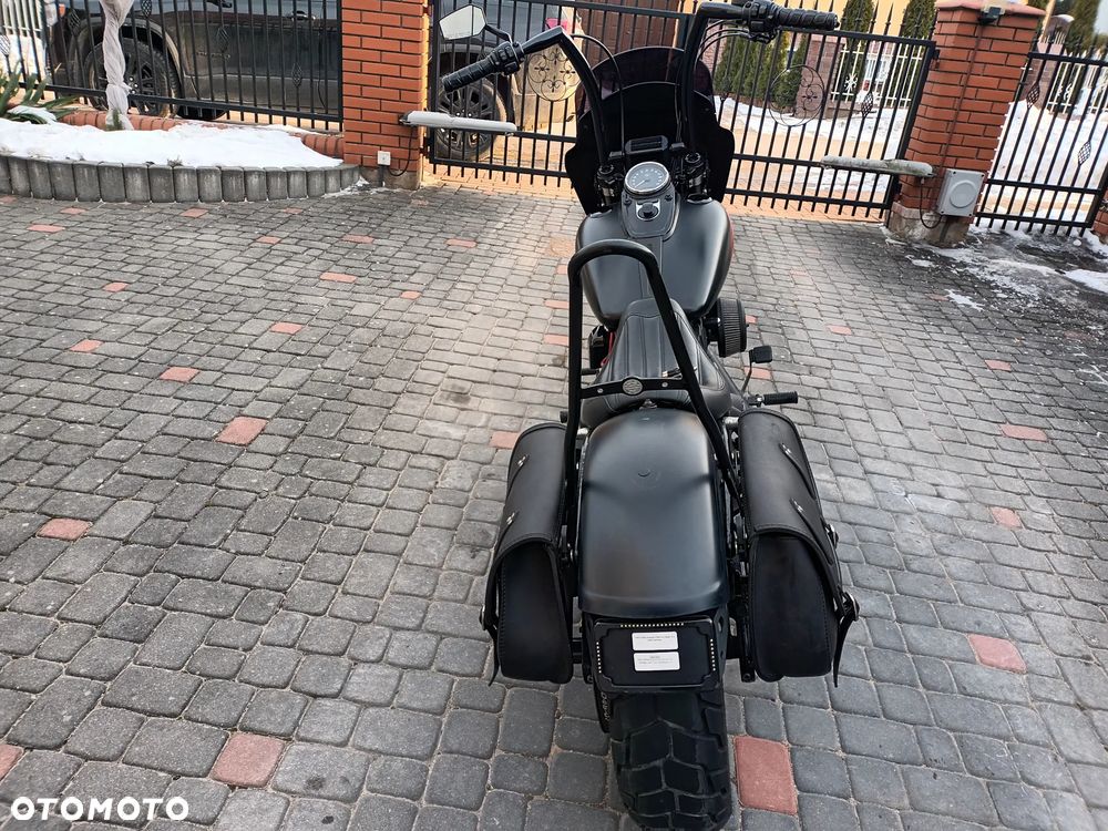 Harley-Davidson Dyna Fat Bob - 7