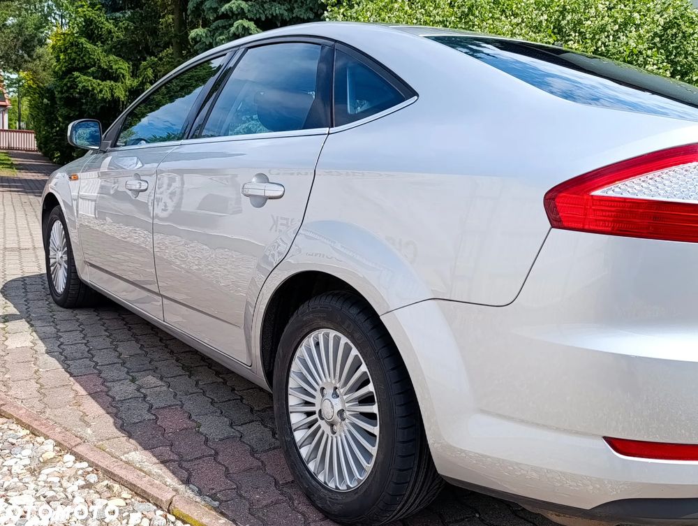 Ford Mondeo - 13