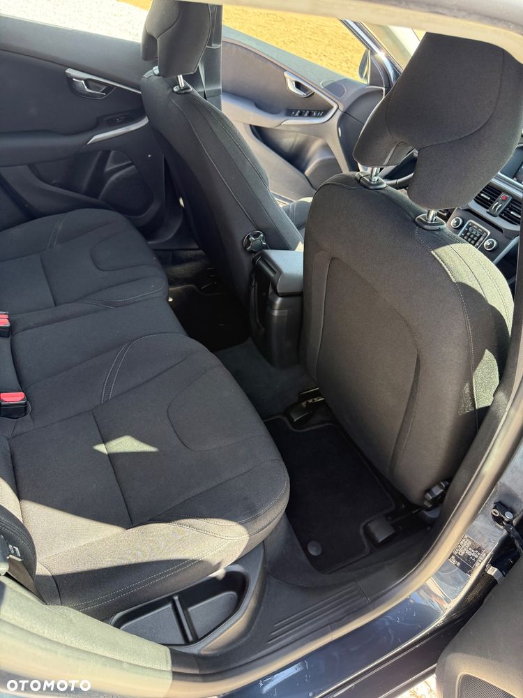 Volvo V40 D2 Kinetic - 17
