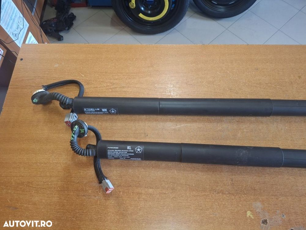 Amortizor portbagaj haion Jeep Cherokee 2015-2023(electri stinga) - 3
