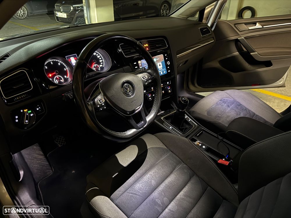 VW Golf Variant 1.6 TDi Highline - 6