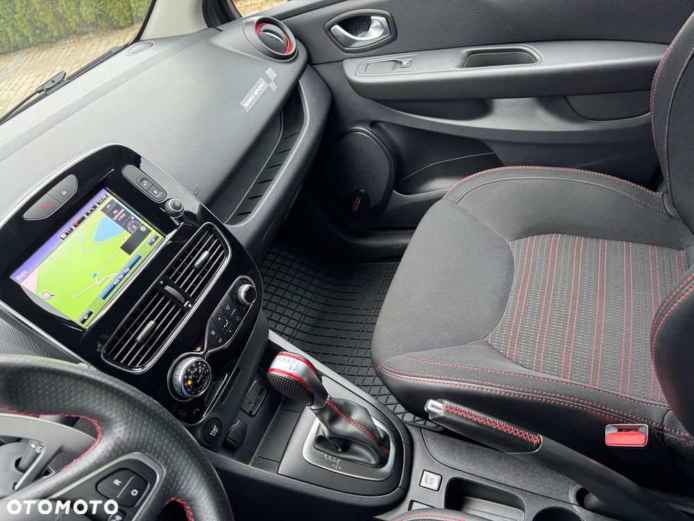 Renault Clio TCe 200 EDC Sport R.S - 25