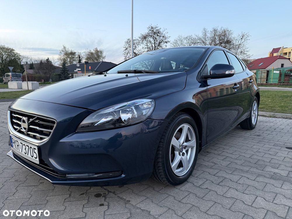 Volvo V40 D2 - 4