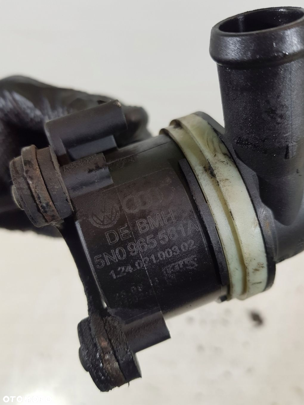 DODATKOWA POMPA WODY 5N0965561A VW SKODA AUDI A4 B8 A5 Q5 A6 C7 2.0 TDI - 3