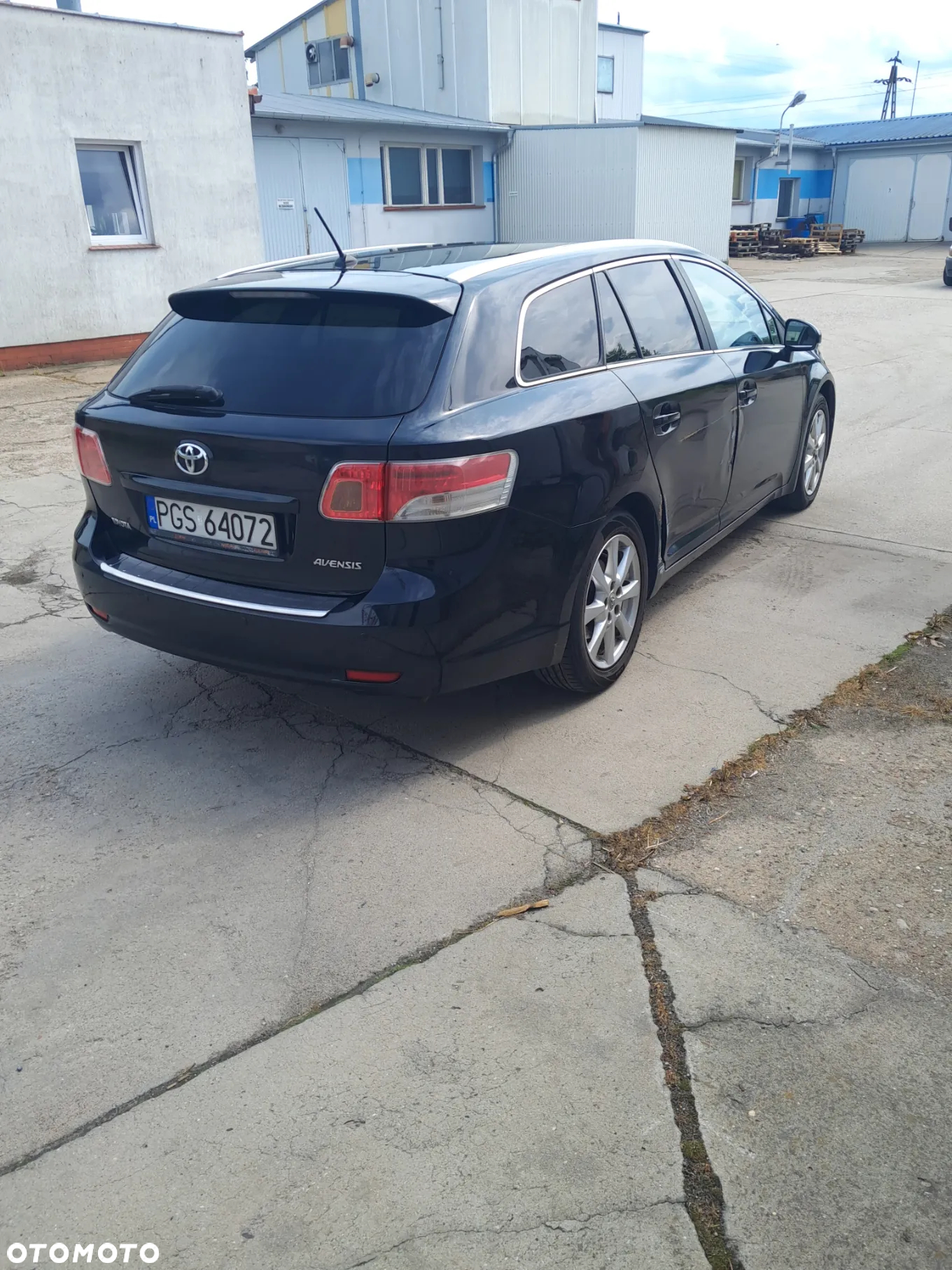 Toyota Avensis - 2