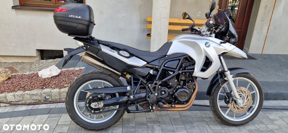 BMW F - 4