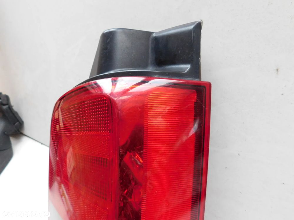 lampa prawa tył VW T5 lift - 4