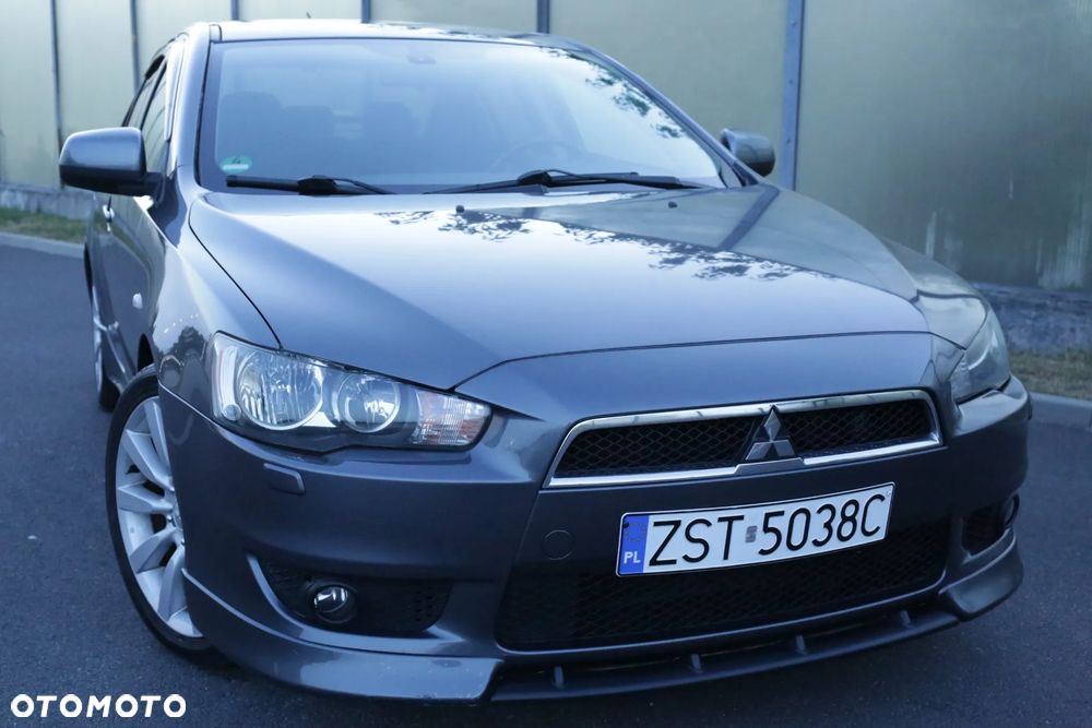 Mitsubishi Lancer 1.8 Intense - 10