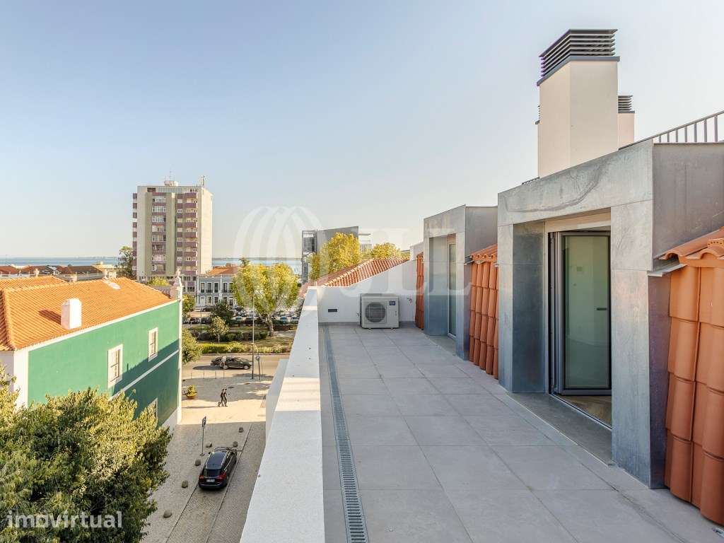 Apartamento T2, na Avenida Luísa Todi, em Setúbal - Grande imagem: 2/43