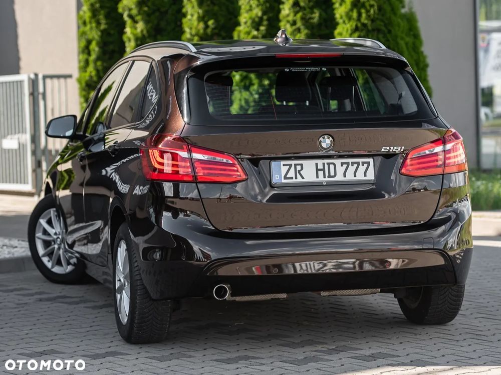 BMW Seria 2 218i - 9