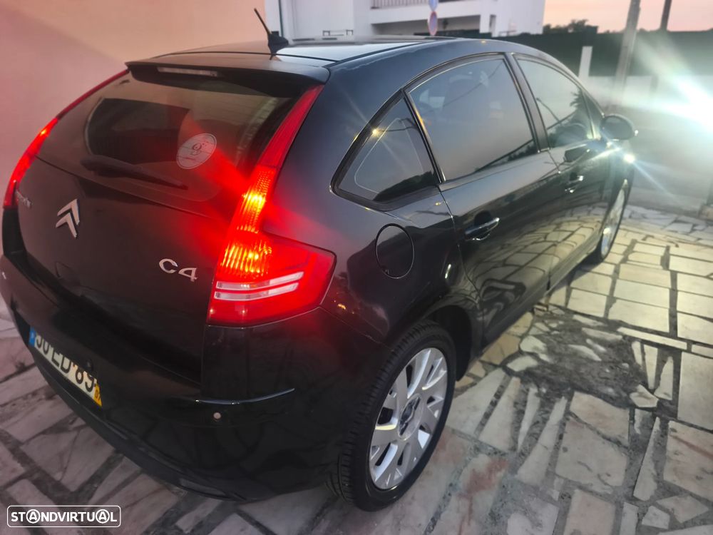 Citroën C4 1.6 HDi 110 VTR Pack - 24