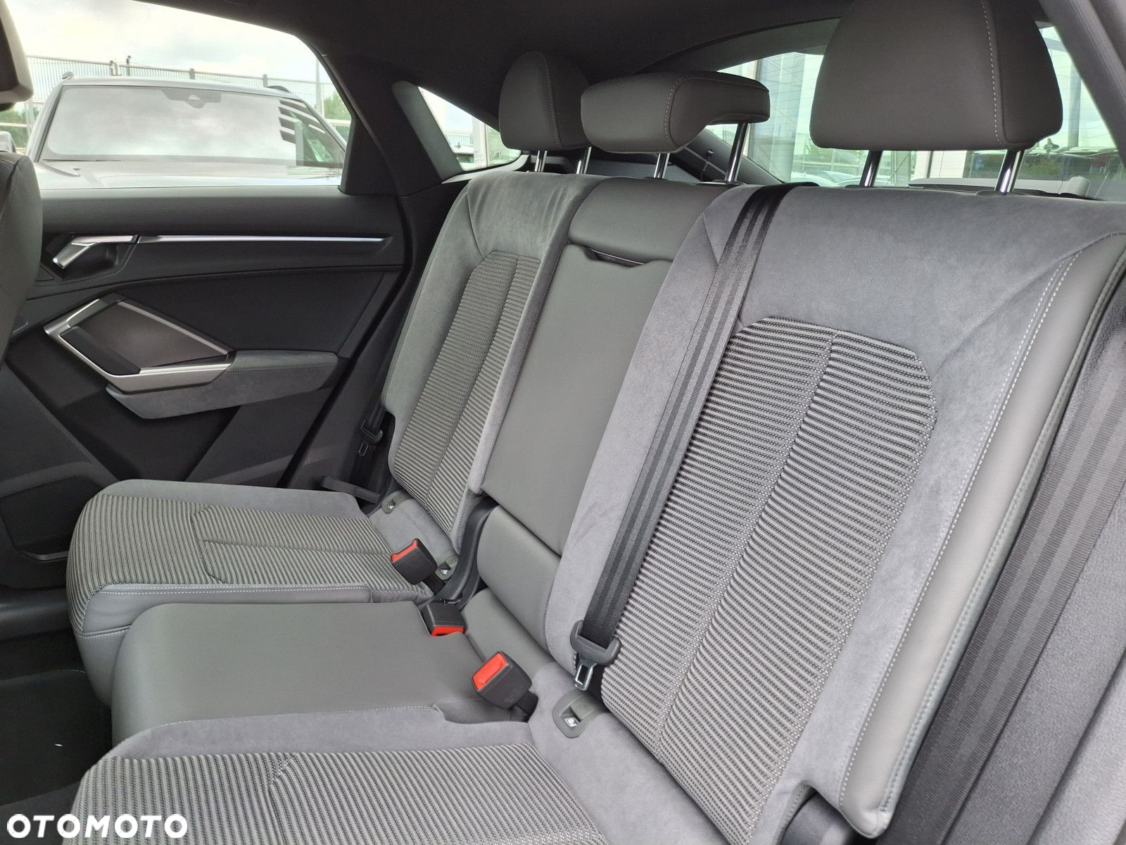 Audi Q3 Sportback - 9