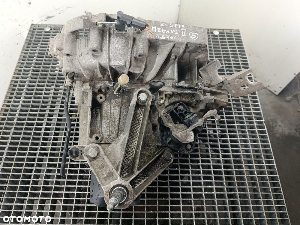 SKRZYNIA BIEGÓW MANUALNA 5 RENAULT MEGANE II JH3 1.6 16V - 3
