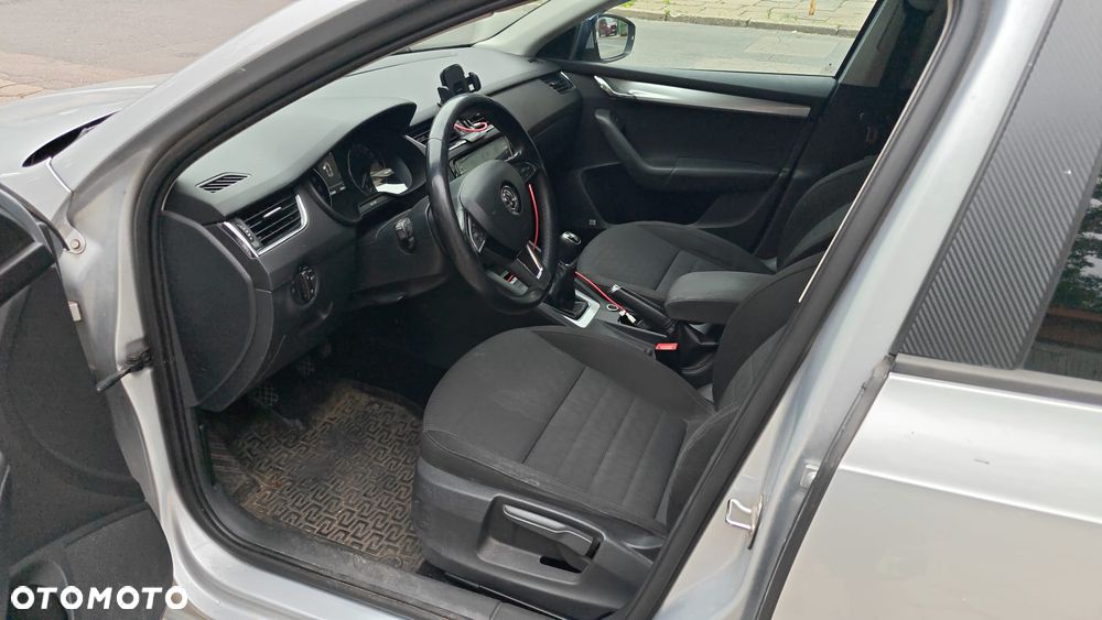 Skoda Octavia 2.0 TDI Edition - 10