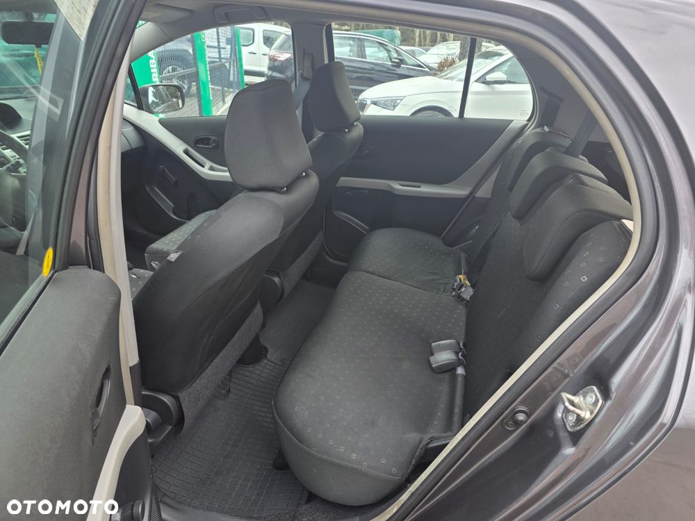 Toyota Yaris 1.3 Terra - 20