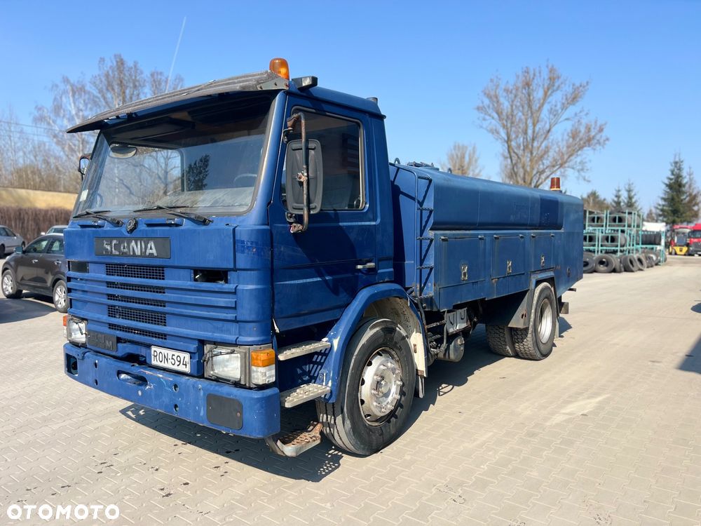 Scania 82m - 1