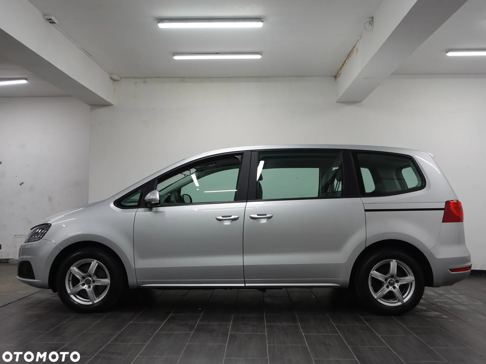 Seat Alhambra 2.0 TDI Ecomotive Reference - 5
