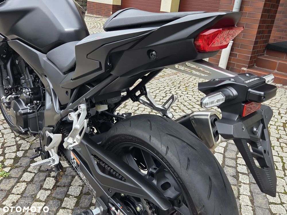 Honda CB - 33