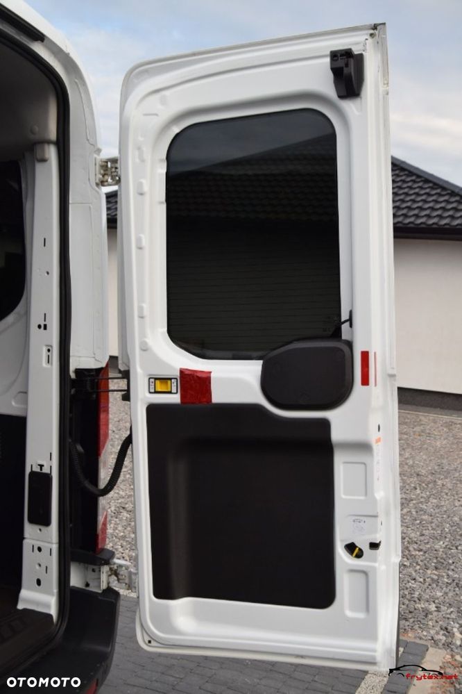 Ford Transit - 31