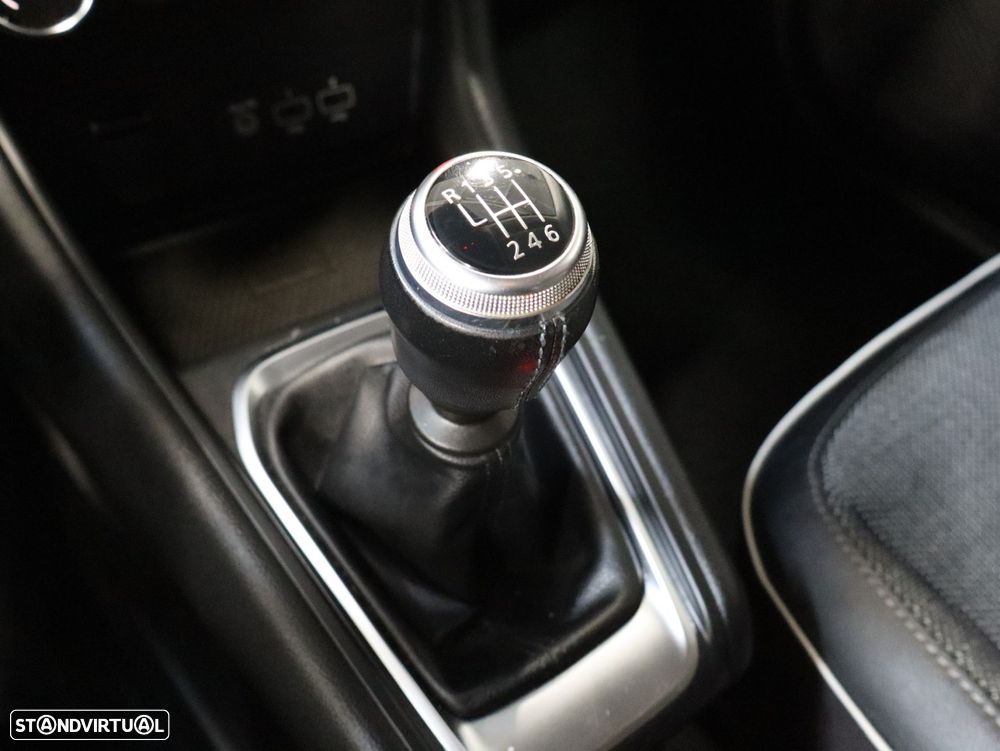 Renault Captur 1.0 TCe Exclusive - 15