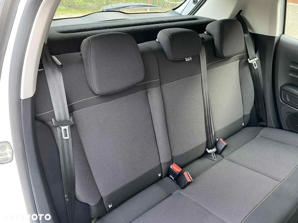 Citroën C3 Pure Tech 82 FEEL - 14