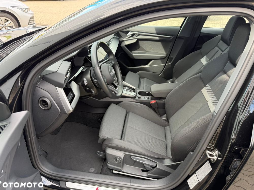 Audi A3 Sportback 35 TFSI mHEV S tronic - 9