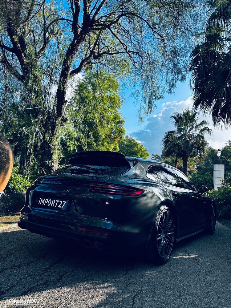 Porsche Panamera 4 E-Hybrid Edition 10 Anos - 18