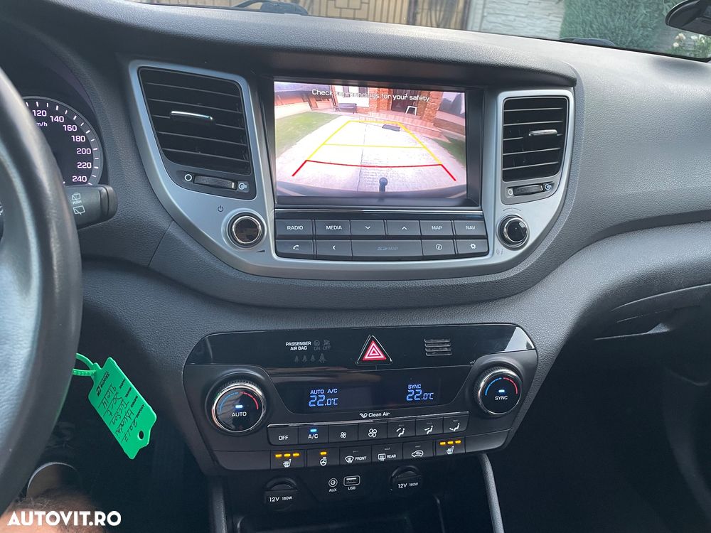 Hyundai Tucson - 8
