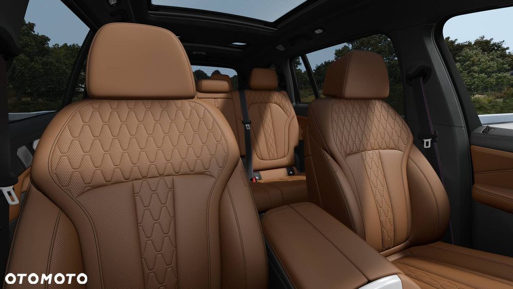 BMW X7 M60i xDrive - 5
