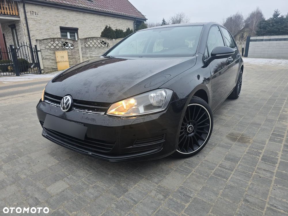 Volkswagen Golf 1.2 TSI BlueMotion Technology Comfortline - 2