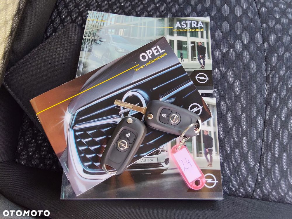 Opel Astra 1.2 Turbo Elegance - 35
