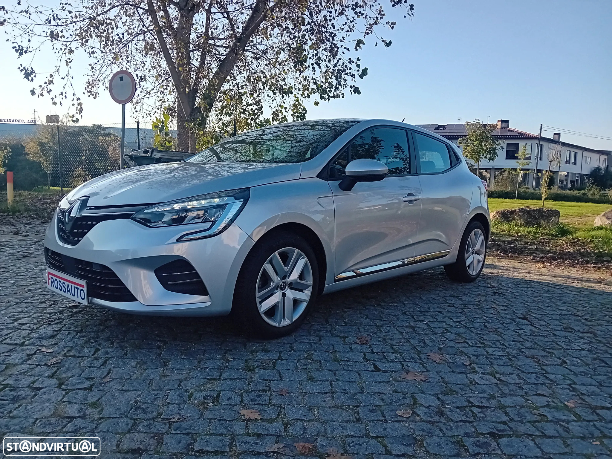 Renault Clio 0.9 TCe Limited Edition - 11