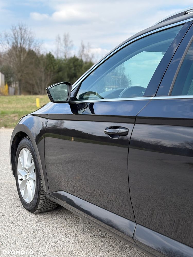 Skoda Superb 1.6 TDI GreenLine - 4