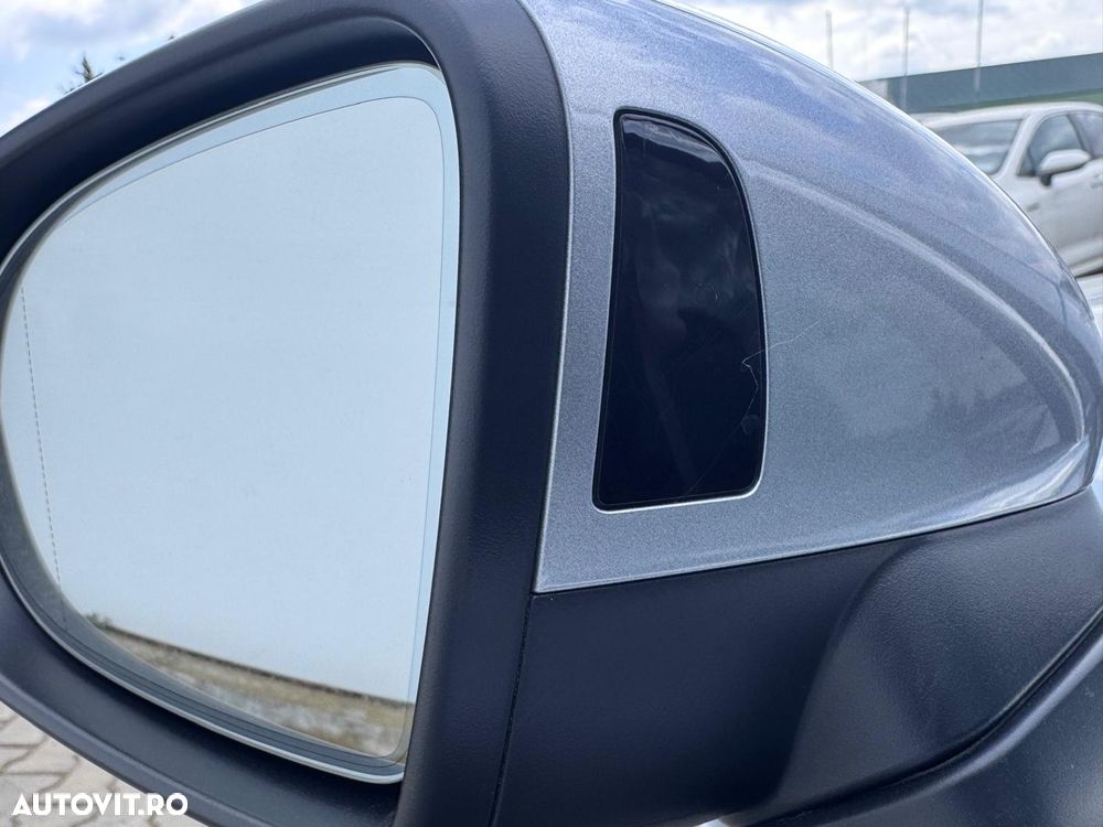 Volkswagen Passat 2.0 TDI DSG Highline - 26