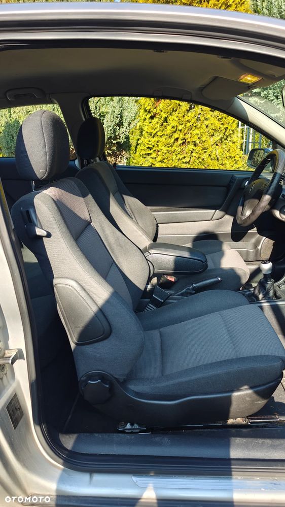 Opel Astra 1.8 Sport - 18