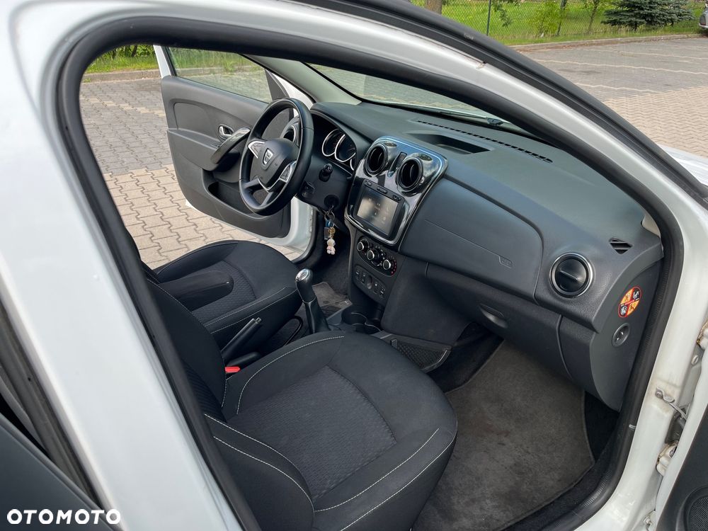 Dacia Logan 0.9 TCe Laureate - 17