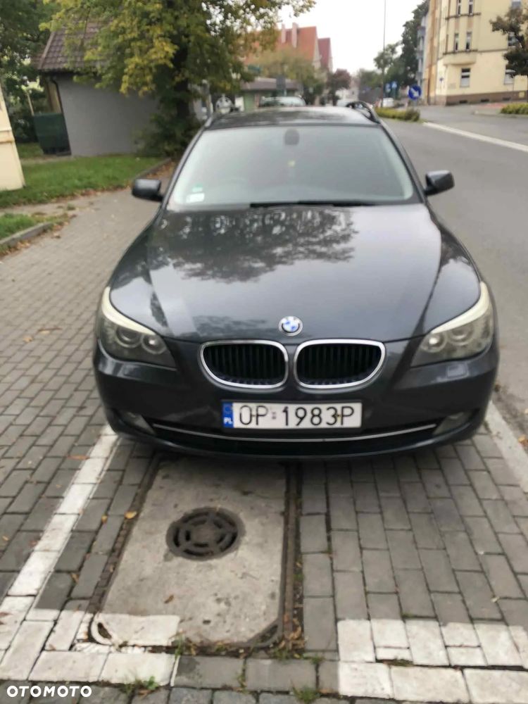BMW Seria 5 520d Touring - 3