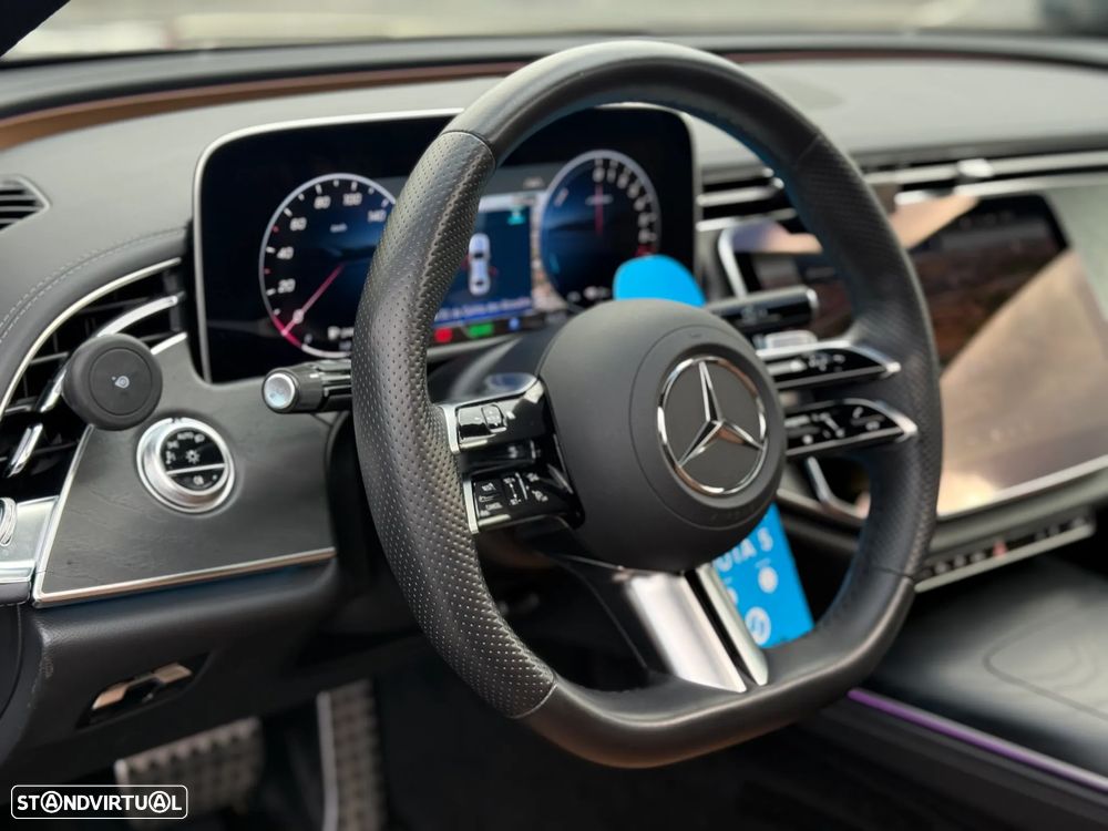 Mercedes-Benz E 300 Standard - 13